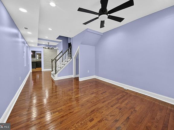 5th image of 2538 W Mosher St