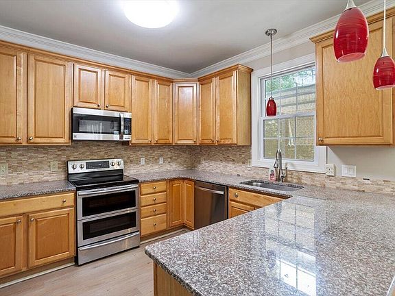 3rd image of 3713 Cassaro Ln