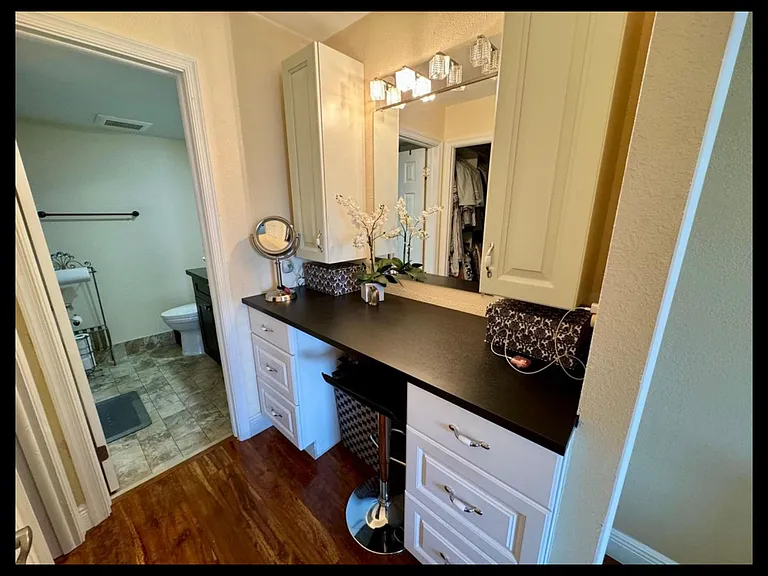 5201 NW 2nd Ave #415 — Photo 2