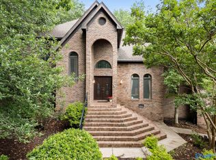 2703 Chandler Cir SE, Huntsville, AL 35801