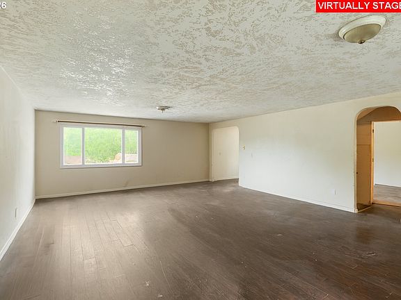 5th image of 591 Mill St