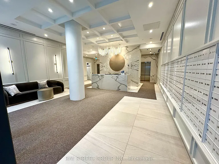 100 Queen St E #1501 — Photo 2
