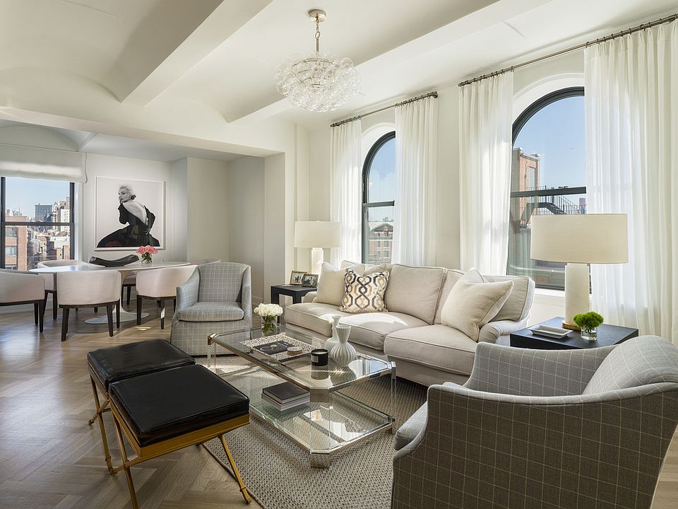 1st image of 275 W 10th St #8B