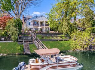 64 N Main St, New Hope, PA 18938
