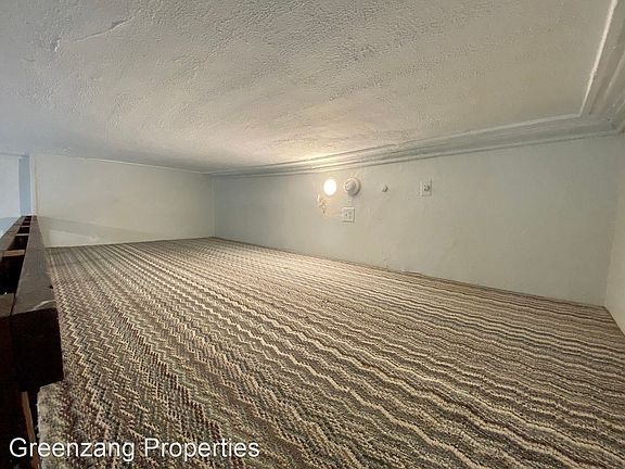 4th image of 1011 Spruce St Unit 2R