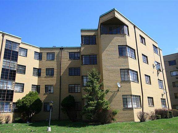 900 Whitmore East Side