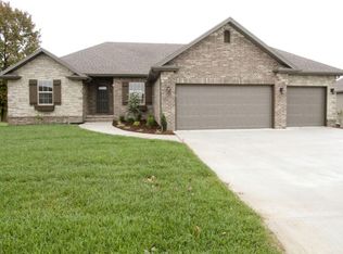 616 N Montclair Way, Nixa, MO 65714