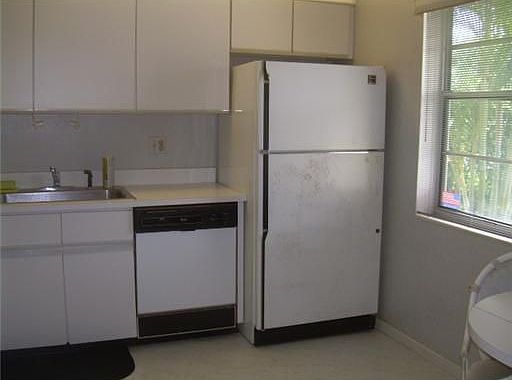 3rd image of 114 Lake Terry Dr