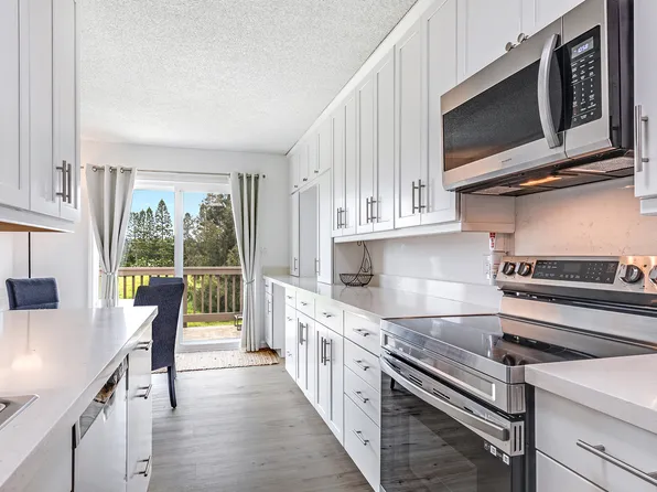 65-1305 Kawaihae Rd #C6, Kamuela, HI 96743