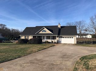 208 Corleys Dr, Locust Grove, GA 30248