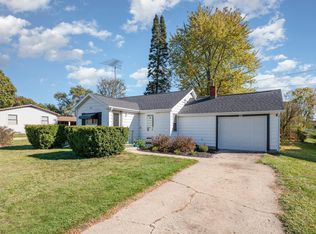 208 N Bradley St, Mount Pleasant, MI 48858