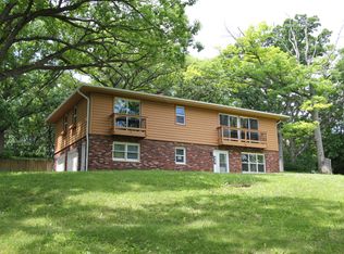 911 S River Rd, McHenry, IL 60051