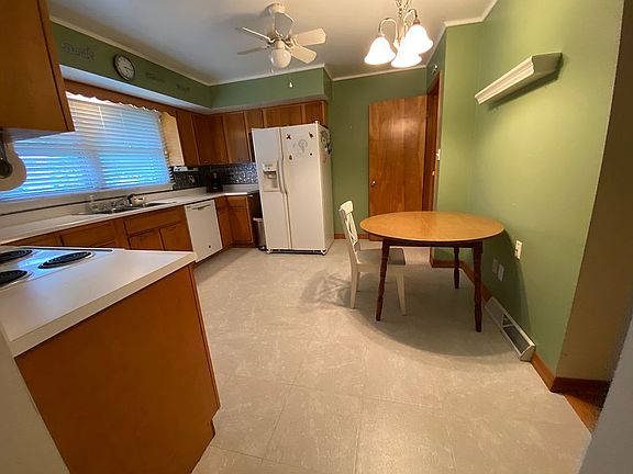 5th image of 2304 Hampton Dr