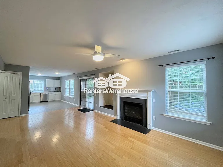 171 Graystone Trce — Photo 8