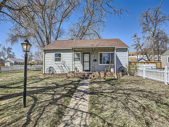 2nd image of 2329 6th Avenue