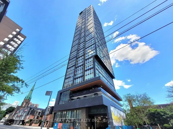 319 Jarvis St #2010, Toronto, ON M5B 2C2