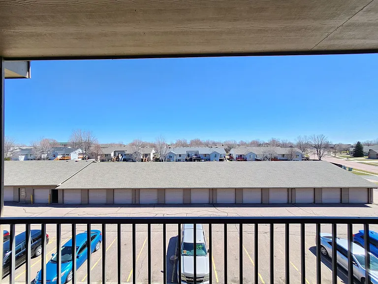 Prairie Gardens Apartments — Photo 29