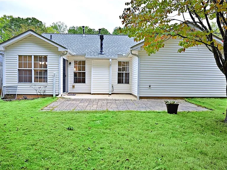 3198 Liberty Commons Dr NW — Photo 13