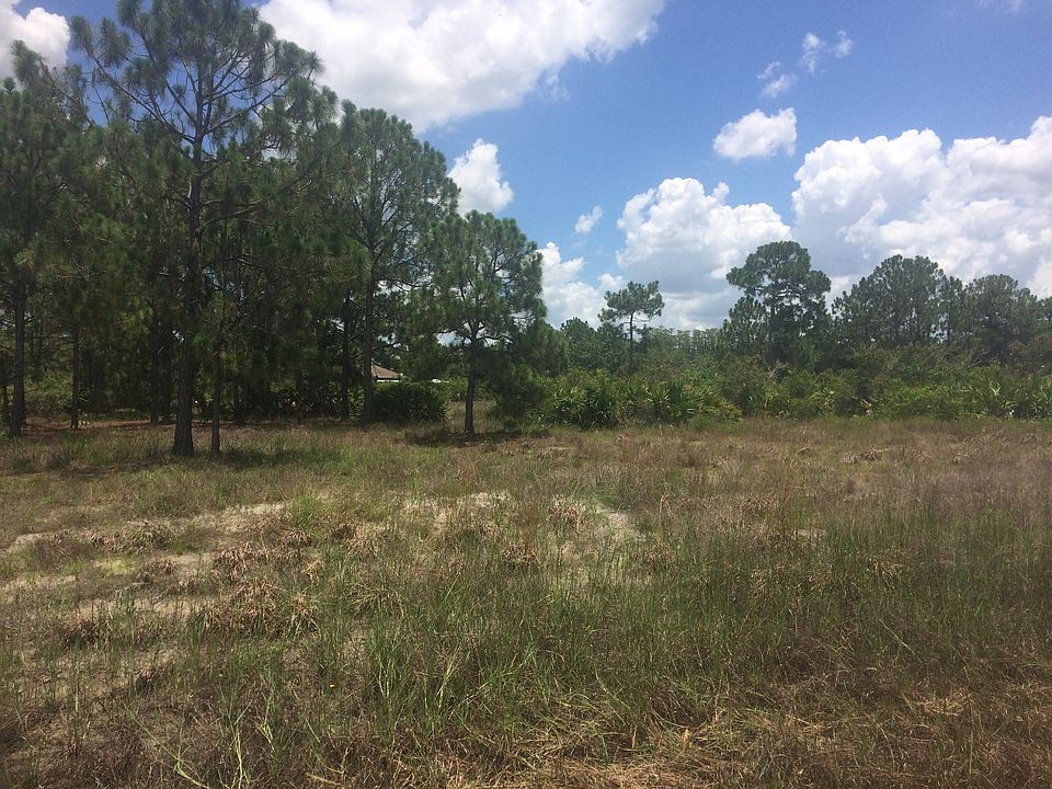 2nd image of 835 Homestead Rd S