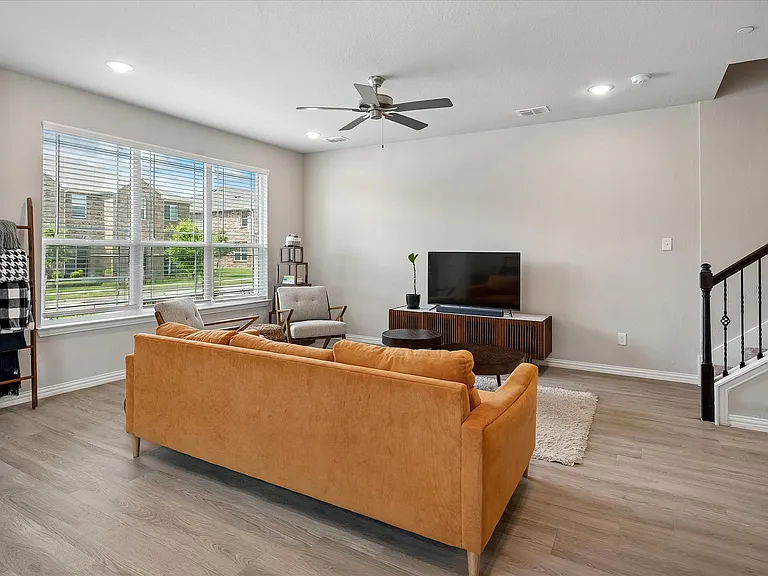 2829 Bellflower Dr — Photo 11