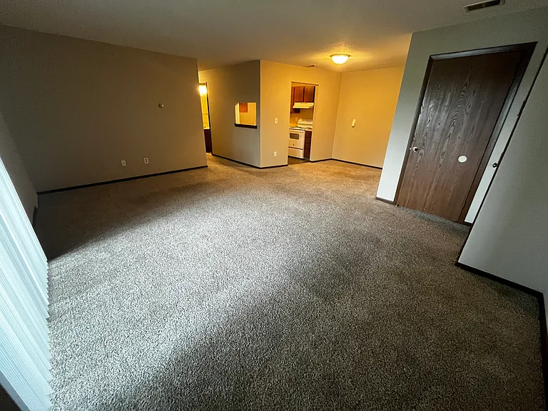 709 Fieldstone Ct #11 — Photo 8