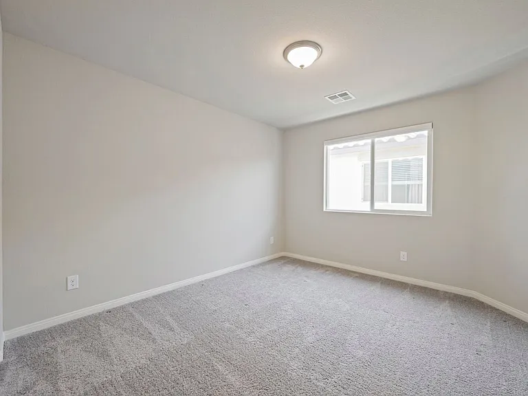 3752 Berenices Ave — Photo 17