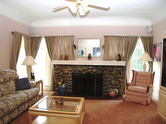 Arroyo River Rock Fireplace