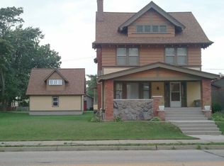 372 W Muskegon Ave, Muskegon, MI 49440