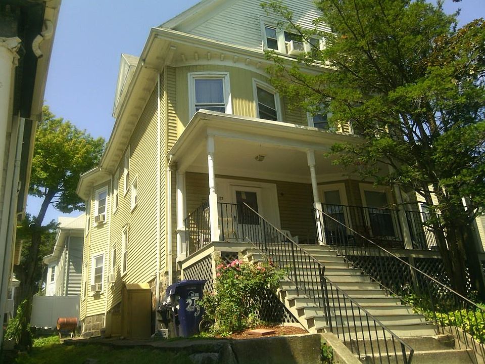 2nd image of 25 Greenbrier St