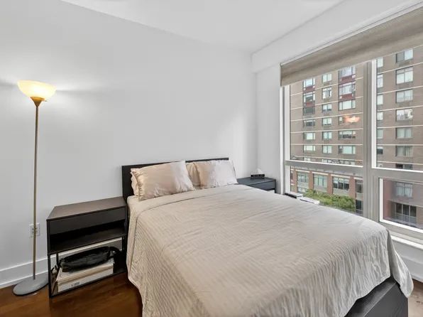 350 West 42nd Street image 8 of 11