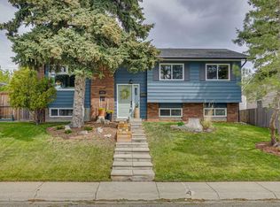 432 SW Queensland Rd SE, Calgary, AB T2J4G9