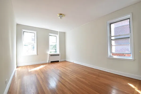 Rented by (Legacy) NY Quality Living Uptown | media 8
