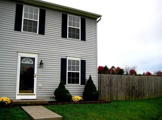 153 Apple Grove Ln, Littlestown, PA 17340