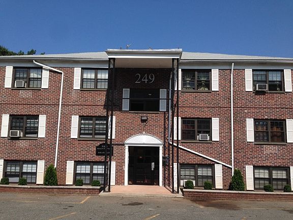 5th image of 249 Prospect St APT 1A