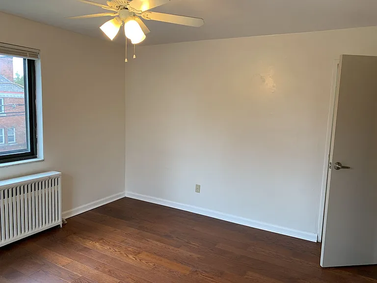 819 College Avenue — Photo 66
