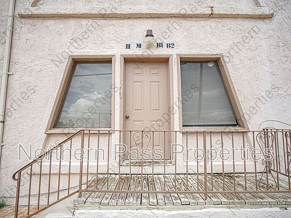 2nd image of 1111 N Cotton St APT H