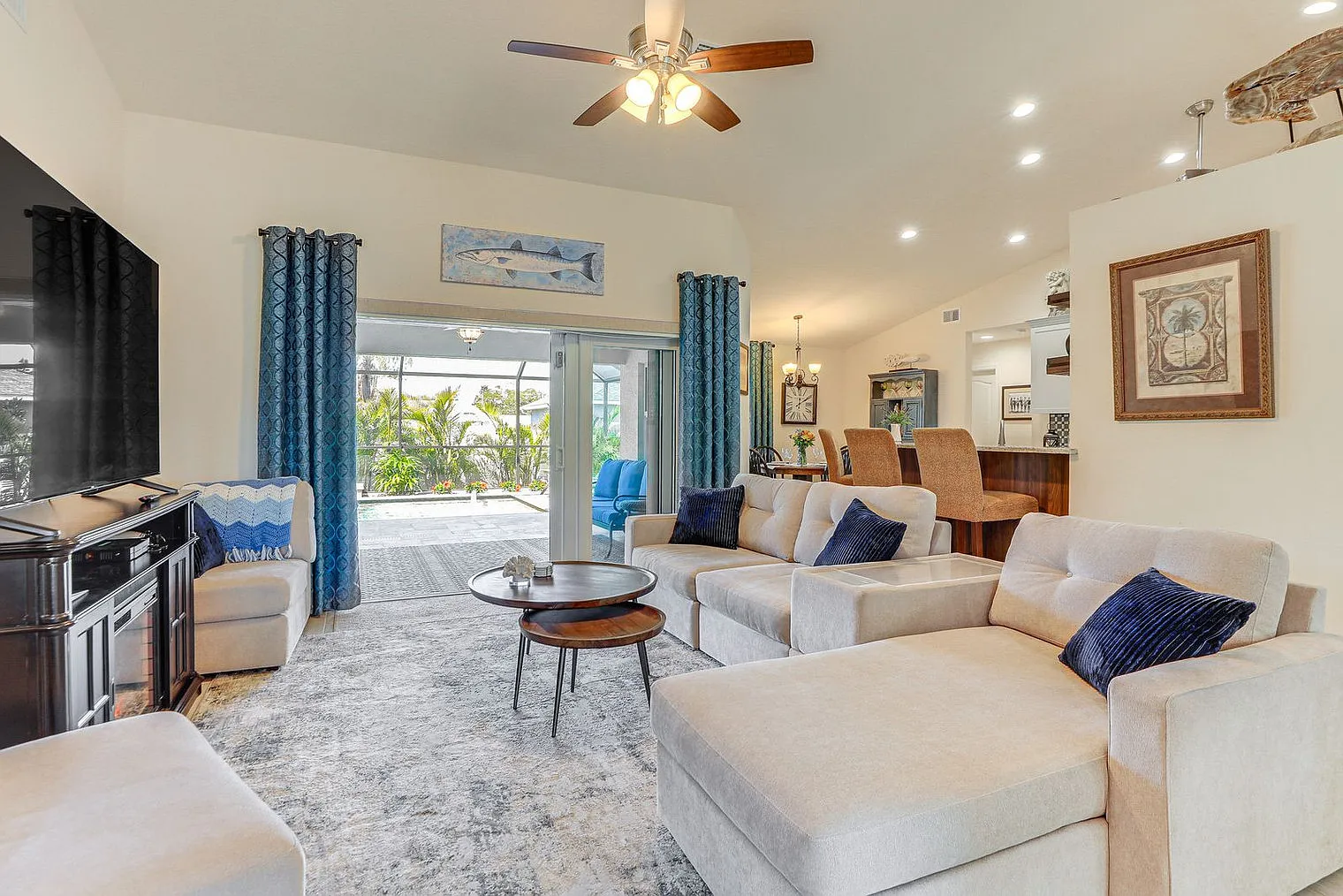 3 bed, 2.0 bath, 1797 sqft, $4,257 — Photo 1