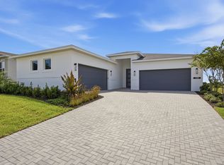 1729 Point Grace Rd, Tavares, FL 32778