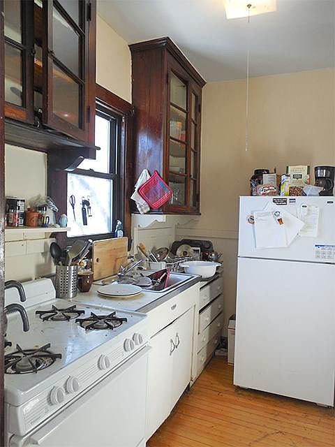 2nd image of 19 Pleasant St APT 09