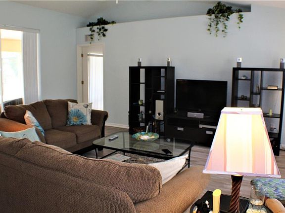 5th image of 2801 Adele St