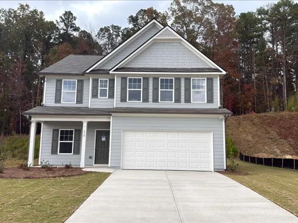 560 River Run Dr, Dallas, GA 30132