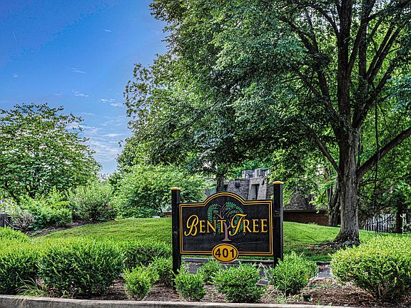 Bent Tree 2