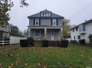 59 Dart St, East Rockaway, NY 11518