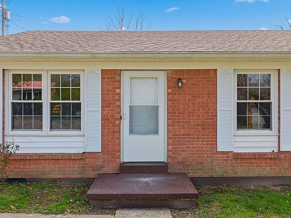 2nd image of 21 Raintree Ct