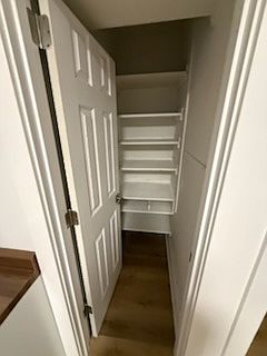 4th image of 210 Adams Ave #1