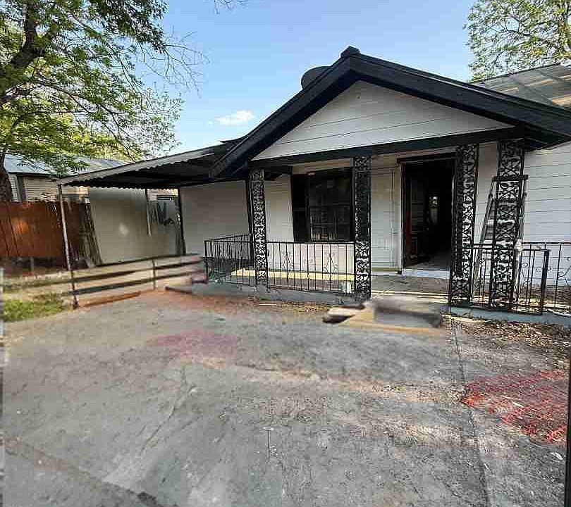 1st image of 448 Pace St