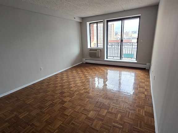 3rd image of 1456 31st Dr APT 5D