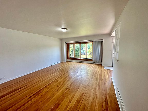 2nd image of 5452 Brummel St