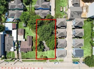 1124 W 23rd St, Houston, TX 77008