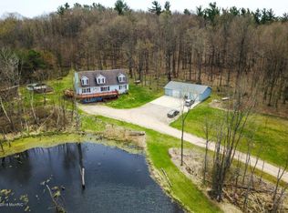 52757 48th Ave, Lawrence, MI 49064